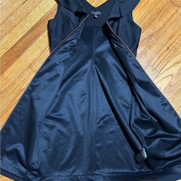 Ted Baker Ravana front-zip dress in Black - Size US 4 - Picture 10 of 13
